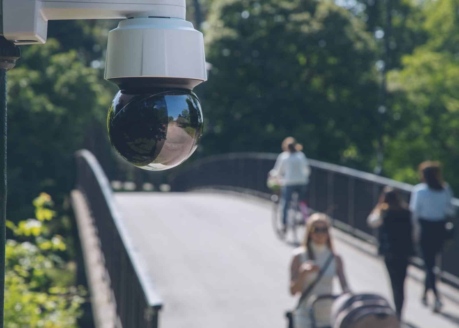 USCN CAMERA W TEXT